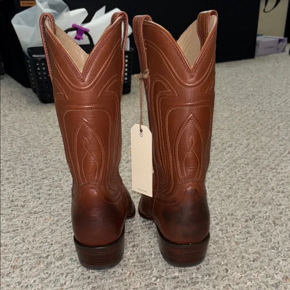 Tecovas Rich Brown Western Boots - Picture 2 of 5